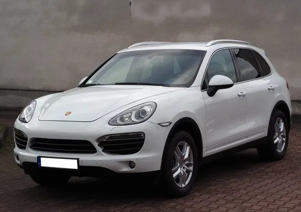 porsche cayenne śląskie Porsche Cayenne cena 119000 przebieg: 205000, rok produkcji 2014 z Poręba